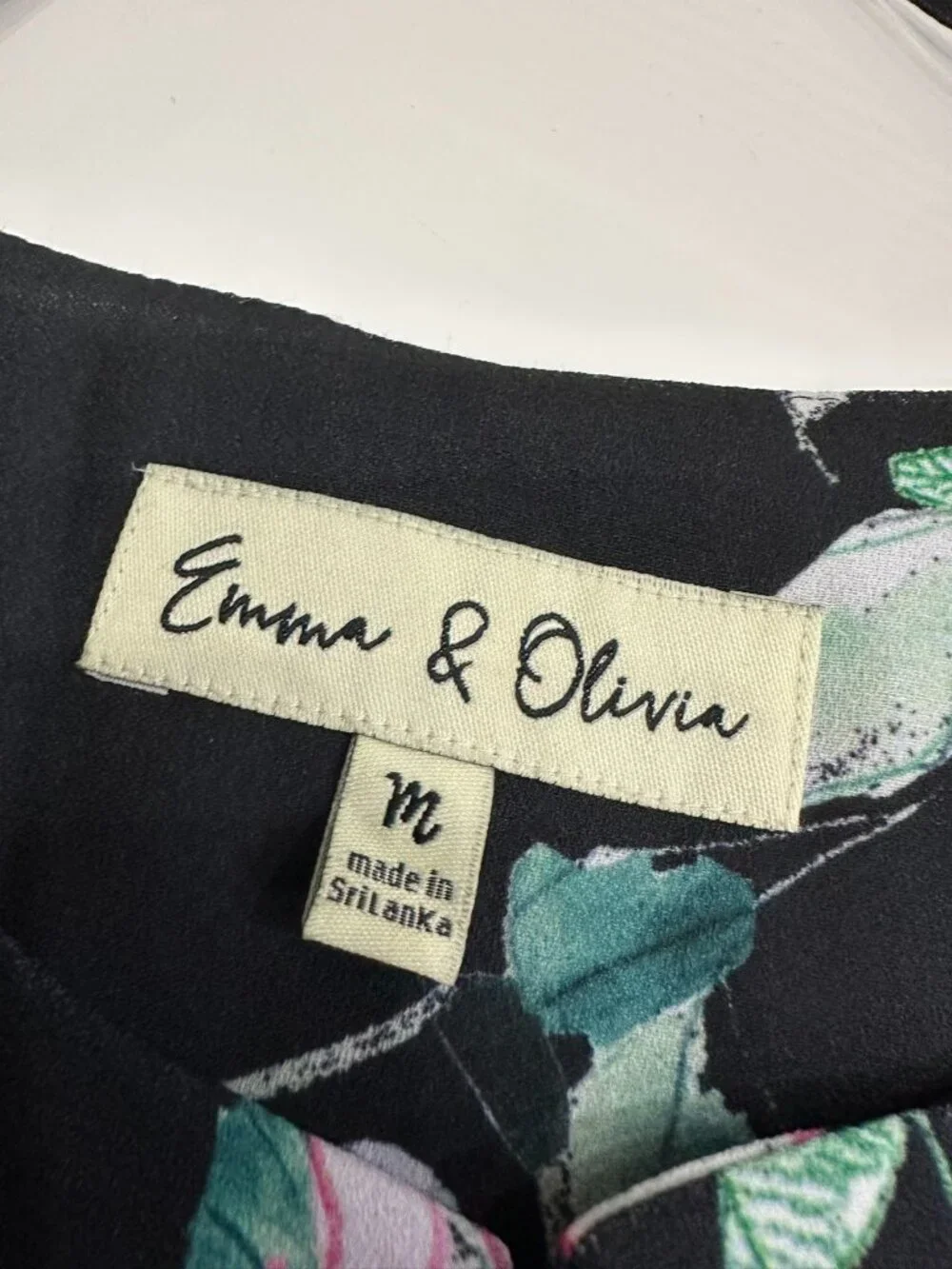 Emma & Olivia Black Floral Print Blazer (M) & Matching Trousers (6) Set